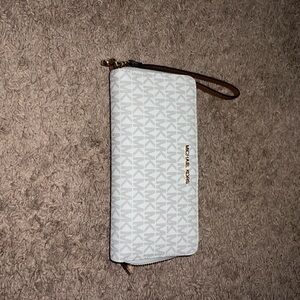Michael Kors White Wristlet
